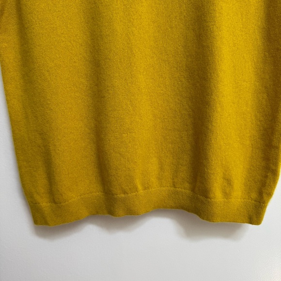 Everlane 100% Cashmere Short Sleeve Crew Neck Sweater - Picture 5 of 12